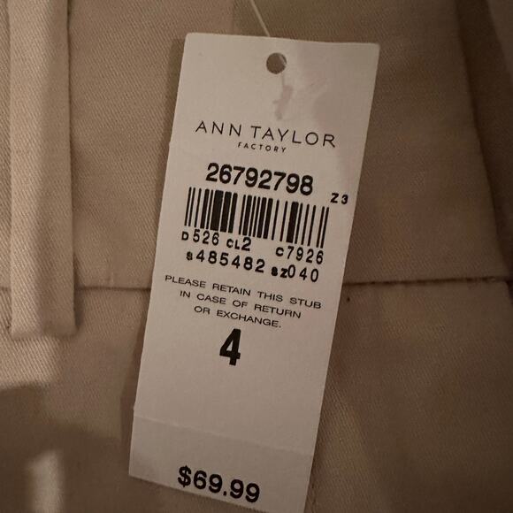 Ann Taylor Signature Pants Crop NWT Size 4   98% Cotton 2% Spandex  Preppy - Picture 8 of 12